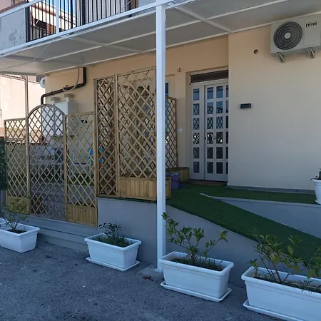 Guest house Brezza Marina *